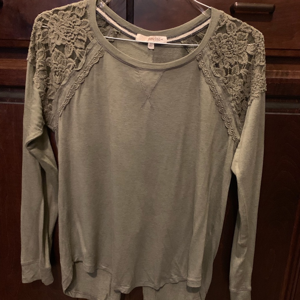 Long sleeve shirt